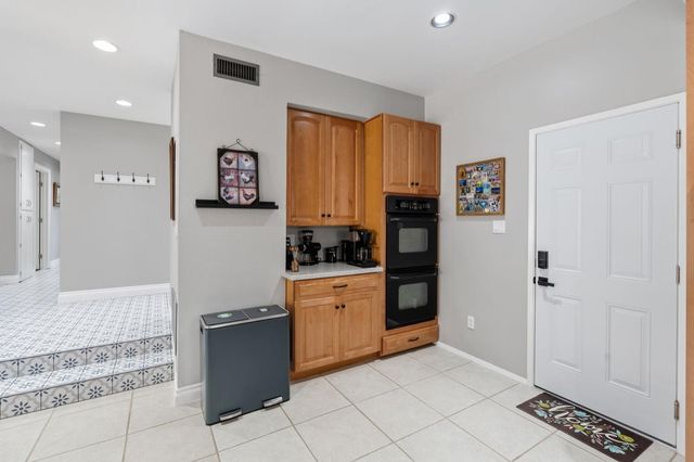 8530 Hayden Way, Fair Oaks, CA 95628