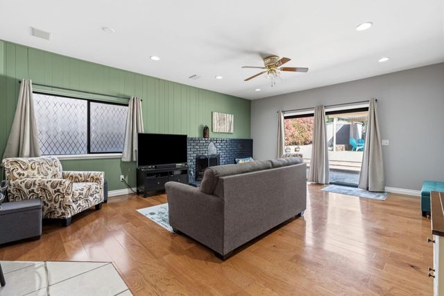 8530 Hayden Way, Fair Oaks, CA 95628