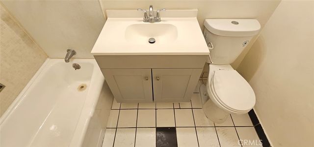 206 N Park View Street 104, Los Angeles, CA 90026