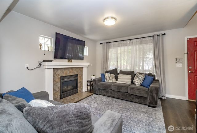 2708 58th Avenue E, Fife, WA 98424