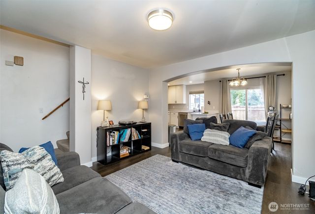 2708 58th Avenue E, Fife, WA 98424
