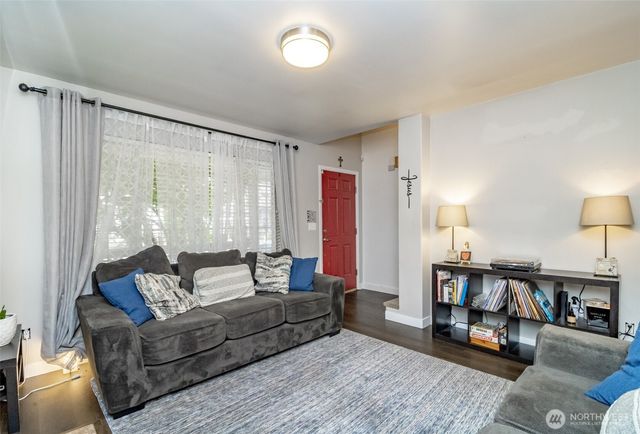 2708 58th Avenue E, Fife, WA 98424