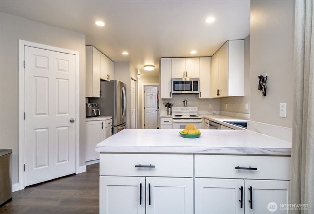 2708 58th Avenue E, Fife, WA 98424