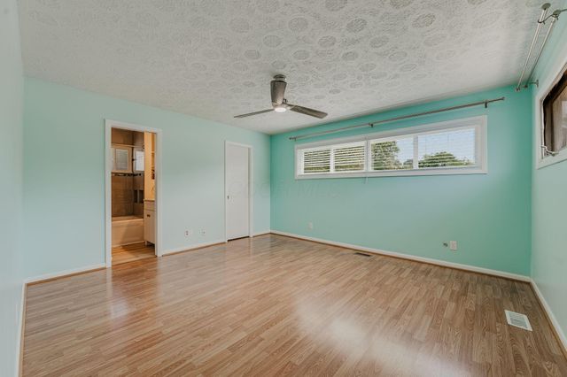 2801 Wellsford Lane, Springfield, OH 45503