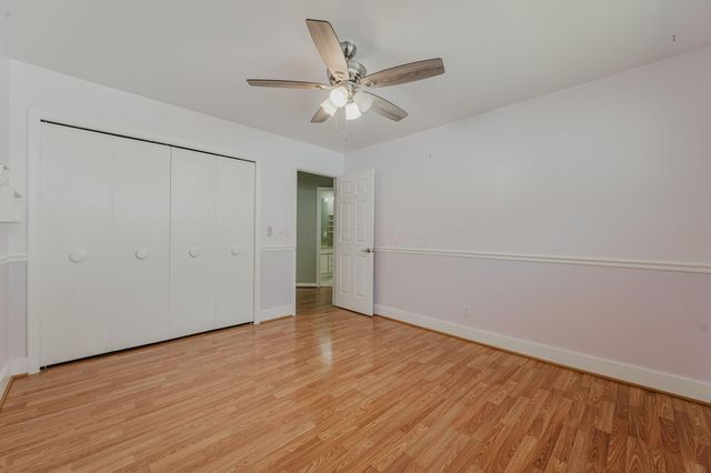 2801 Wellsford Lane, Springfield, OH 45503