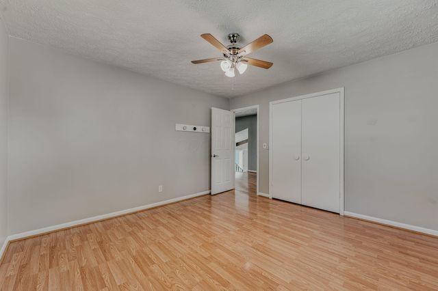 2801 Wellsford Lane, Springfield, OH 45503