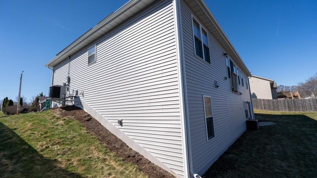 217 Wollet Drive, Fort Atkinson, WI 53538