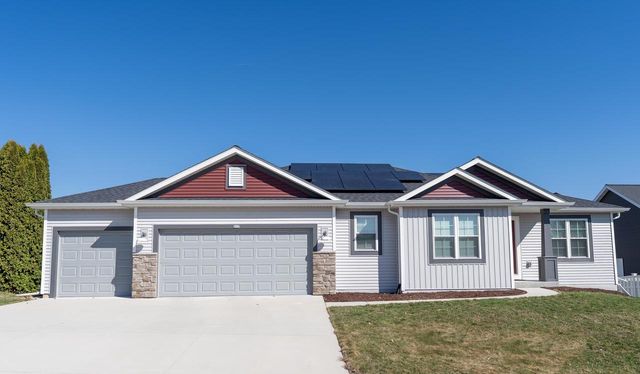 217 Wollet Drive, Fort Atkinson, WI 53538