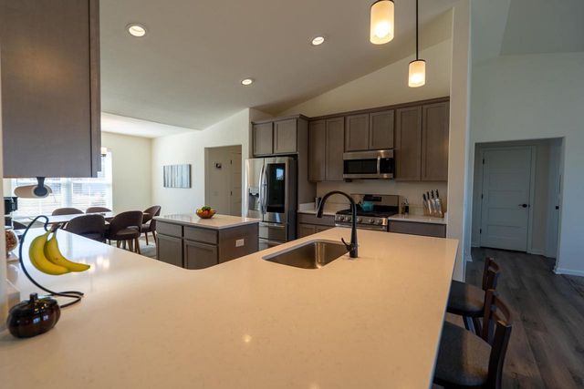 217 Wollet Drive, Fort Atkinson, WI 53538