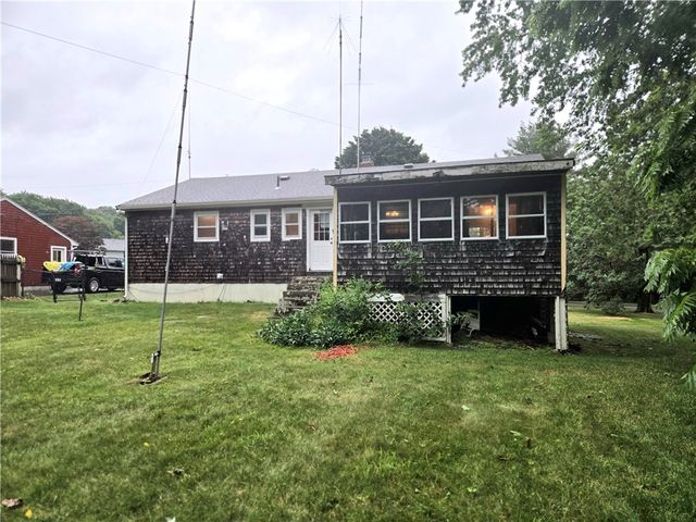 103 Windward Drive, Portsmouth, RI 02871
