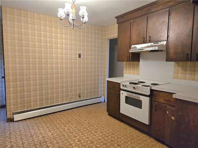 103 Windward Drive, Portsmouth, RI 02871
