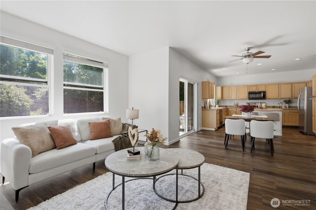 5928 Elizabeth Avenue SE, Auburn, WA 98092