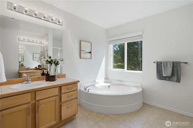 5928 Elizabeth Avenue SE, Auburn, WA 98092