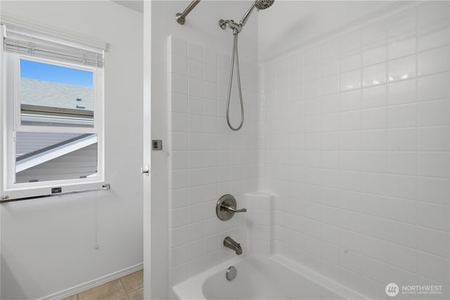 5928 Elizabeth Avenue SE, Auburn, WA 98092