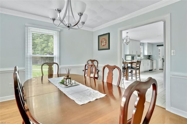 5212 Windsor LN, Virginia Beach, VA 23464