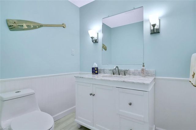 5212 Windsor LN, Virginia Beach, VA 23464