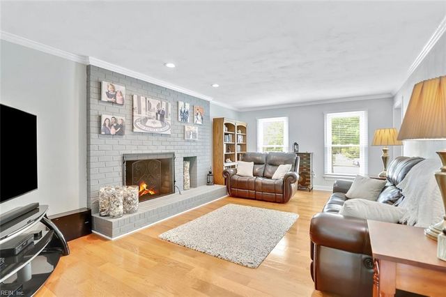 5212 Windsor LN, Virginia Beach, VA 23464