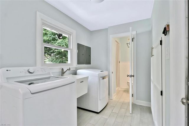 5212 Windsor LN, Virginia Beach, VA 23464