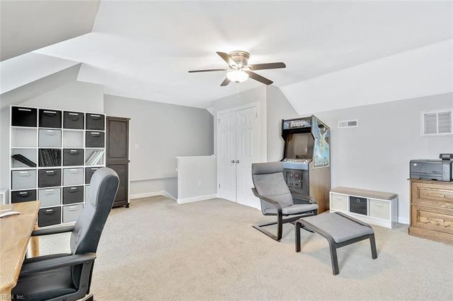 5212 Windsor LN, Virginia Beach, VA 23464