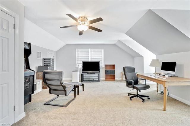 5212 Windsor LN, Virginia Beach, VA 23464