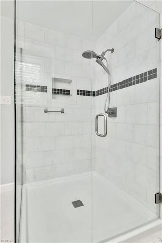 5212 Windsor LN, Virginia Beach, VA 23464