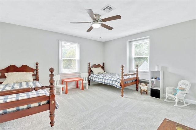5212 Windsor LN, Virginia Beach, VA 23464