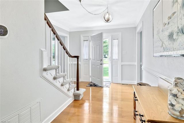 5212 Windsor LN, Virginia Beach, VA 23464