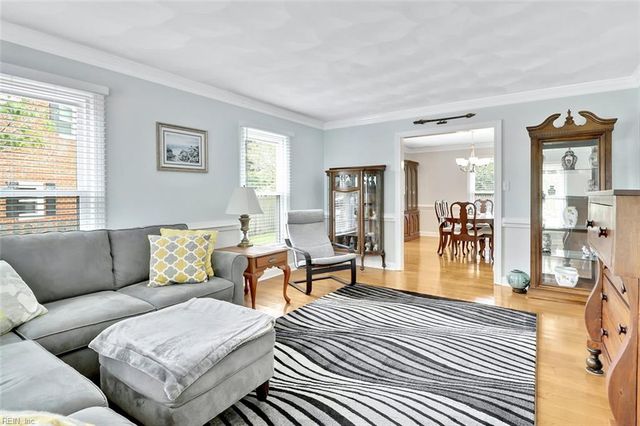 5212 Windsor LN, Virginia Beach, VA 23464