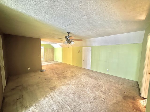 107 John Henry Ln, Hendersonville, TN 37075