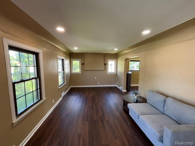 14250 Inkster Road, Redford Charter Township, MI 48239