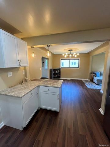14250 Inkster Road, Redford Charter Township, MI 48239