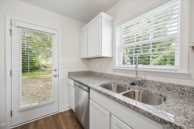 438 N Forest Street, Spartanburg, SC 29301