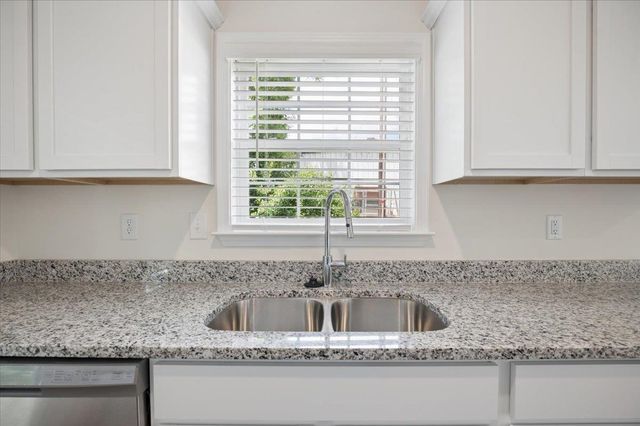 438 N Forest Street, Spartanburg, SC 29301