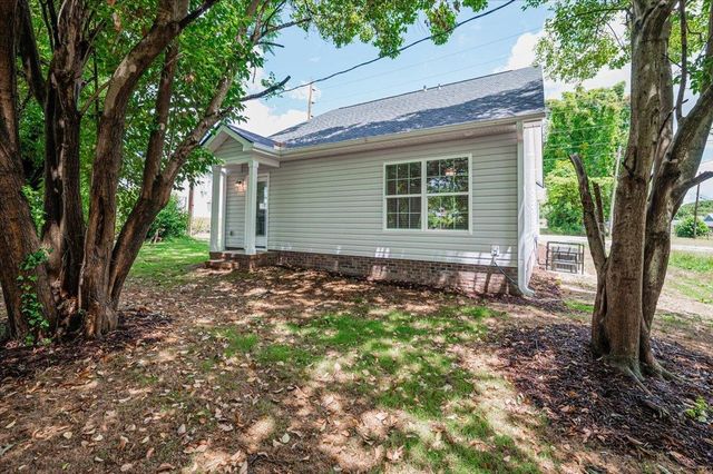 438 N Forest Street, Spartanburg, SC 29301