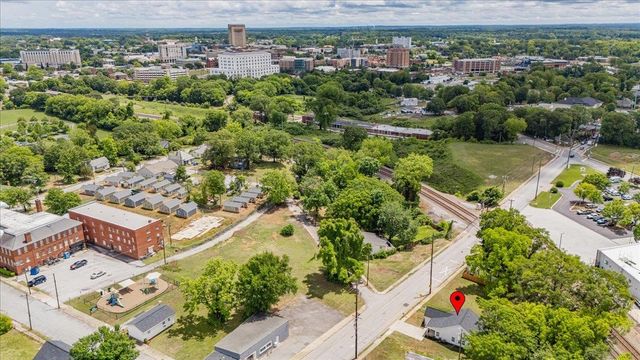 438 N Forest Street, Spartanburg, SC 29301