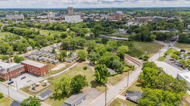 438 N Forest Street, Spartanburg, SC 29301