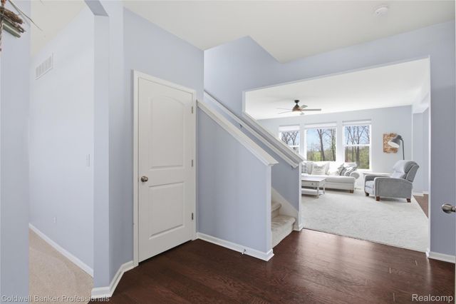 2323 Yasmin Drive, Commerce Charter Township, MI 48382