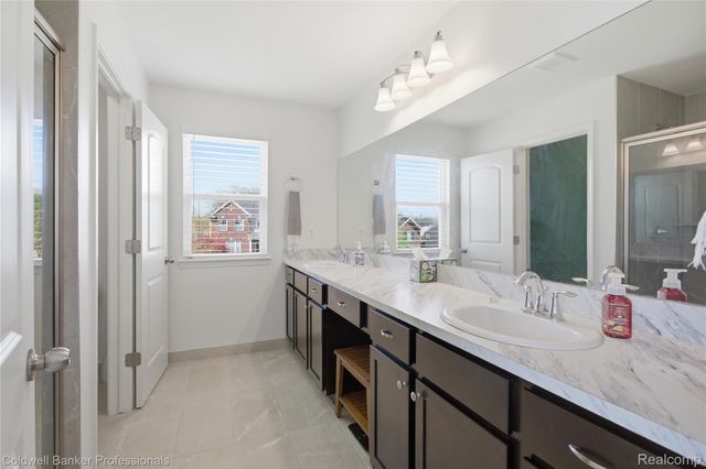 2323 Yasmin Drive, Commerce Charter Township, MI 48382