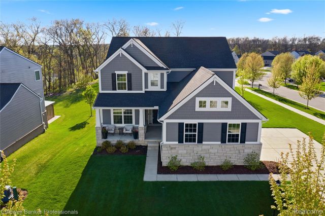 2323 Yasmin Drive, Commerce Charter Township, MI 48382