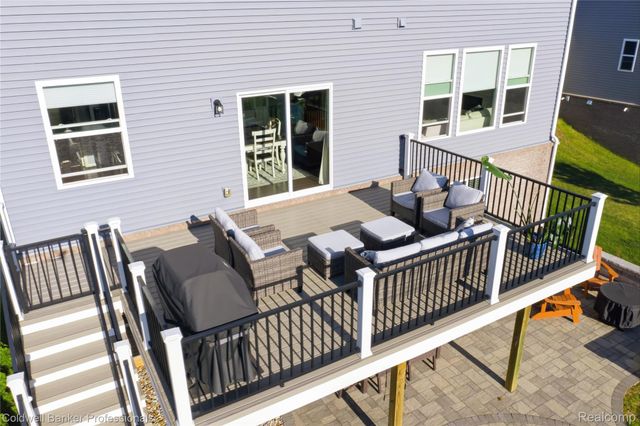 2323 Yasmin Drive, Commerce Charter Township, MI 48382