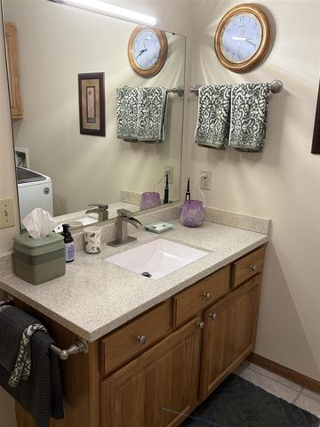 832 Highbanks Drive 19, Allegan, MI 49010