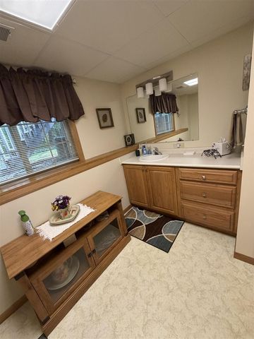 832 Highbanks Drive 19, Allegan, MI 49010