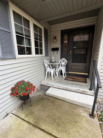 832 Highbanks Drive 19, Allegan, MI 49010