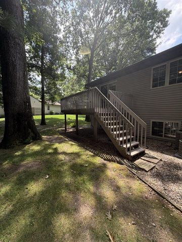 832 Highbanks Drive 19, Allegan, MI 49010