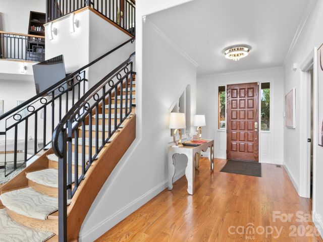 60 Whispering Stream Trail, Hendersonville, NC 28739