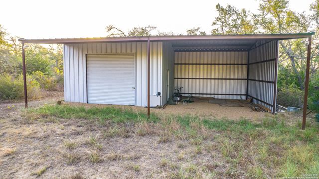 184 peyton colony, Blanco, TX 78606