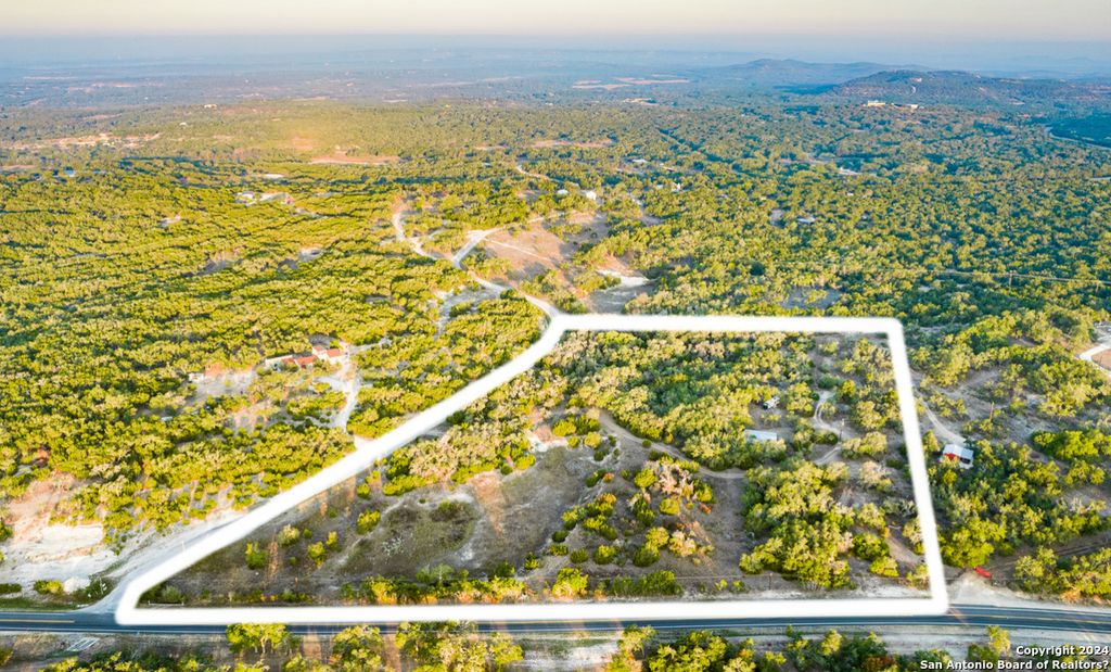 184 peyton colony, Blanco, TX 78606