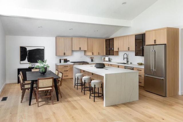 3412 Plateau Drive, Belmont, CA 94002