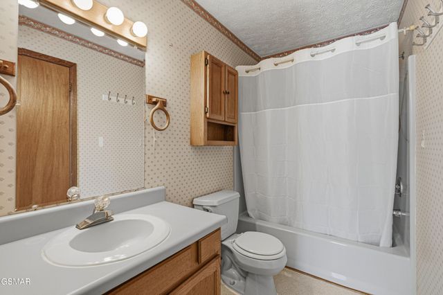 2812 Burnett Drive, Kodak, TN 37764