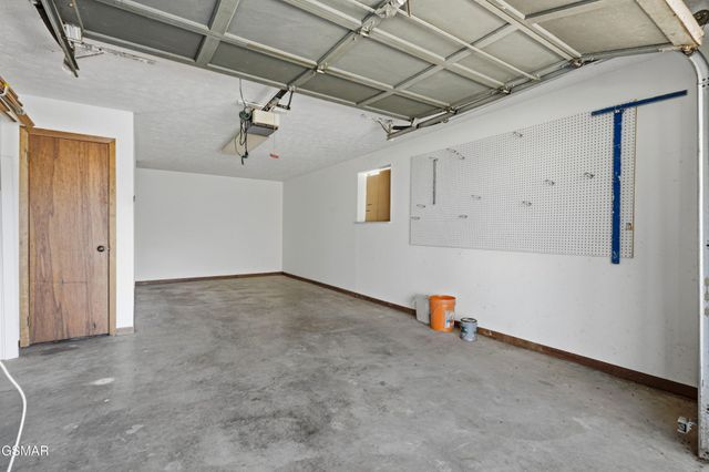 2812 Burnett Drive, Kodak, TN 37764